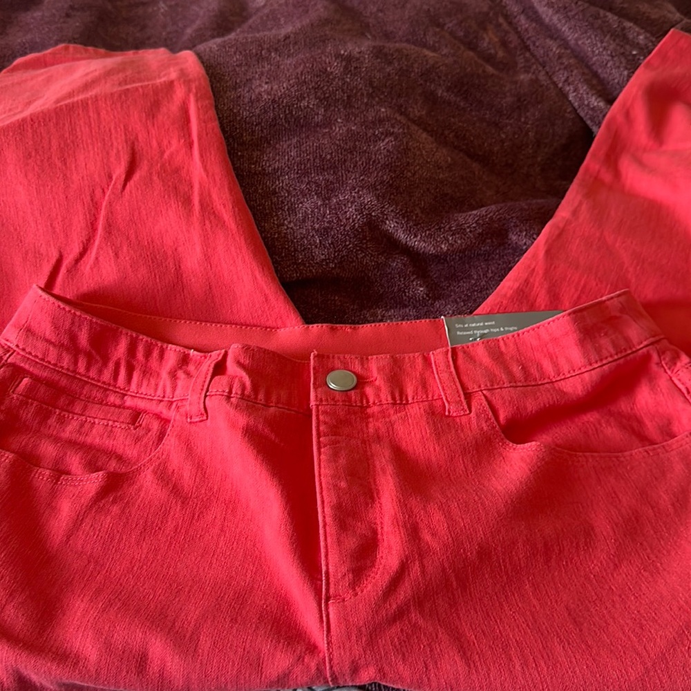 NWT Christopher & Banks classic Fit melon ankle jeans size 12P slimming